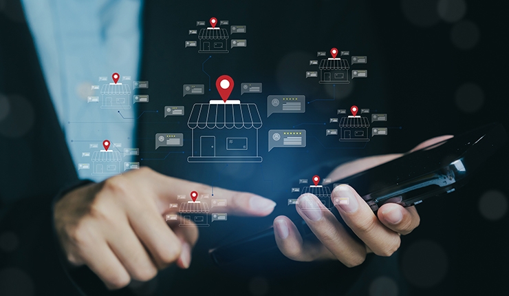 hands and a cellphone